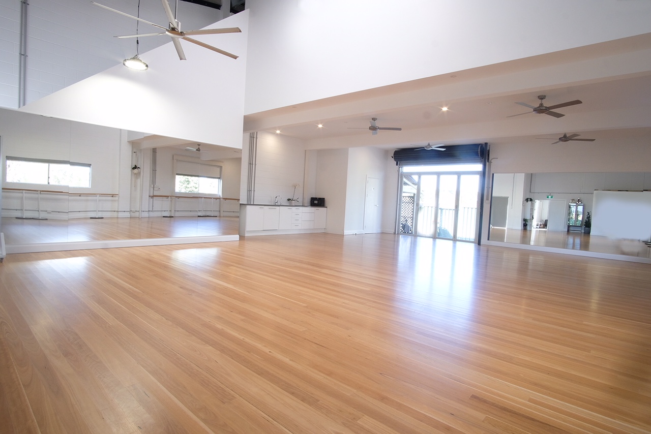 dynamic dance main studio no pic